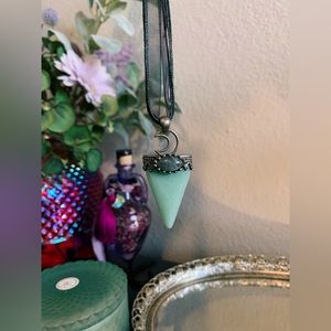 Aventurine pendant with labradorite